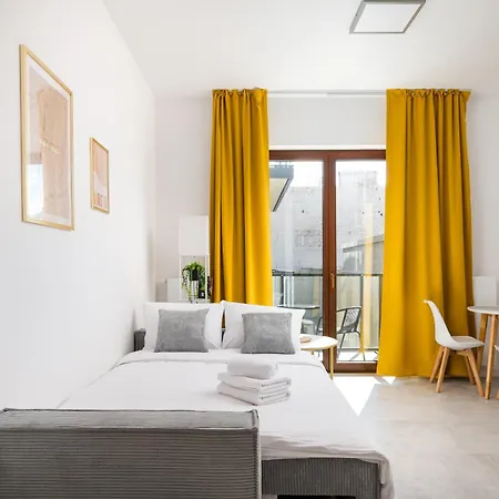 Raclawicka 7 Deluxe By Bookinghost アパート *