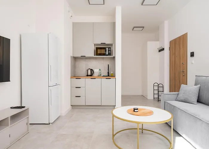 Raclawicka 7 Deluxe By Bookinghost * Warszawa