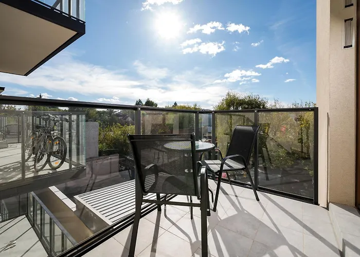 Raclawicka 7 Deluxe By Bookinghost